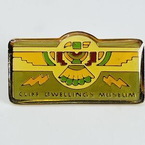 Vintage Manitou CLIFF DWELLINGS MUSEUM Pinback Hat Pin Native American Souvenir